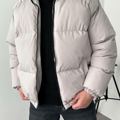 Мужская Зимняя Серая Дутая Куртка Пуфер Оверсайз под Горло на Молнии с Резинками на Рукавах и Внизу