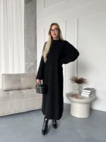 Женское Теплое Длинное Черное Платье Свободного Кроя с Фактурным Узором Косичка