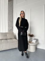 Женское Теплое Длинное Черное Платье Свободного Кроя с Фактурным Узором Косичка