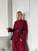 Женское Теплое Длинное Бордовое Платье Свободного Кроя с Фактурным Узором Косичка