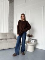 Женский Теплый Коричневый Свитер Джемпер Оверсайз с Жемчужинами