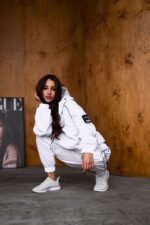 Женский Белый Спортивный Костюм Плащевка с Кантом - Анорак с Капюшоном + Штаны Джоггеры