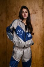 Женский Бежевый Спортивный Костюм Плащевка с Синими Вставками - Олимпийка + Штаны Джоггеры