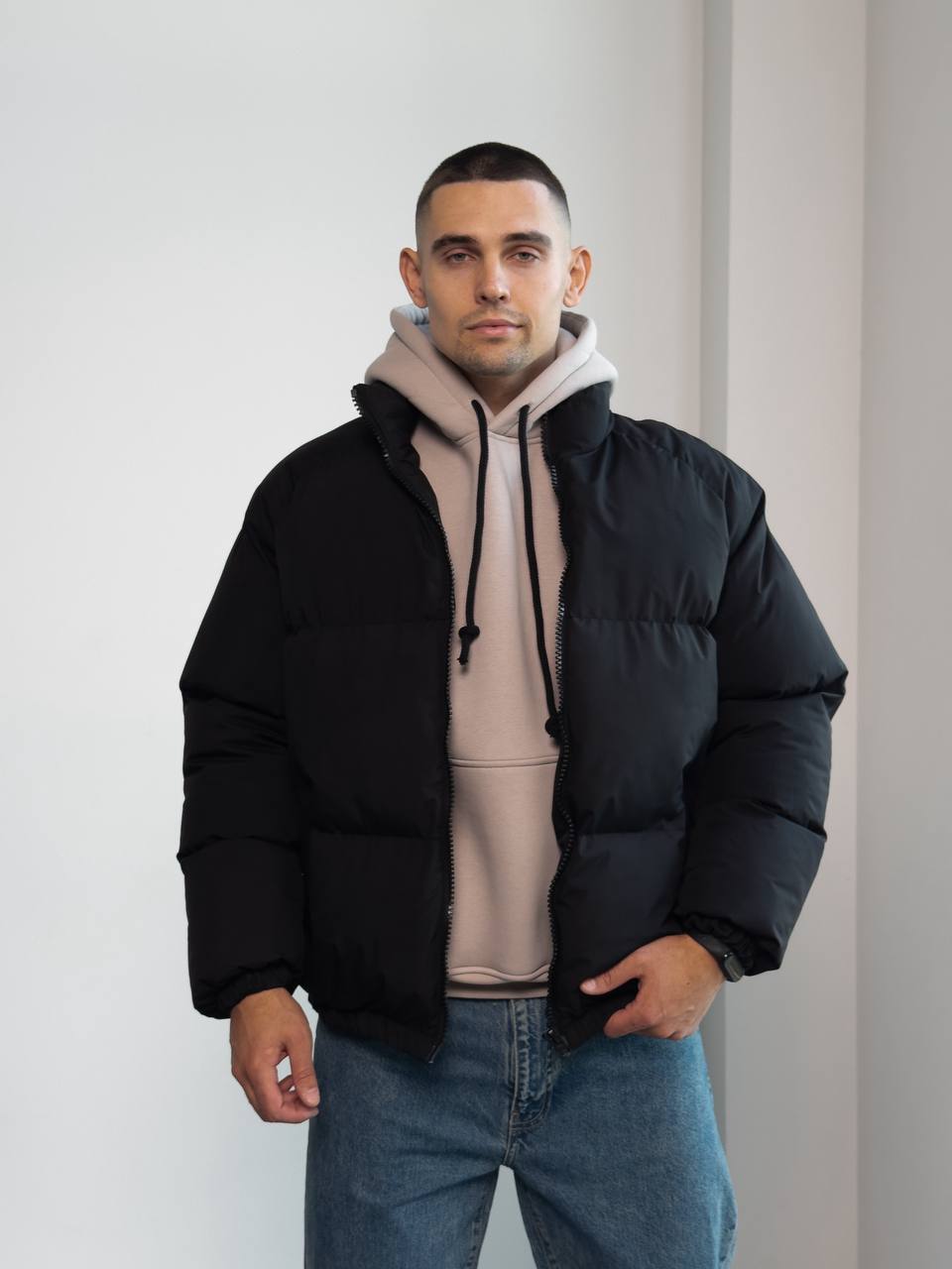 photo_2025-12-10_09-12-46 Мужская Зимняя Черная Куртка Дутик на Молнии с Высоким Горлом