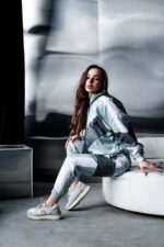 Женский Фисташковый Спортивный Костюм Плащевка с Лампасами (Олимпийка + Штаны)