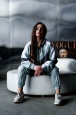 Женский Фисташковый Спортивный Костюм Плащевка с Лампасами (Олимпийка + Штаны)