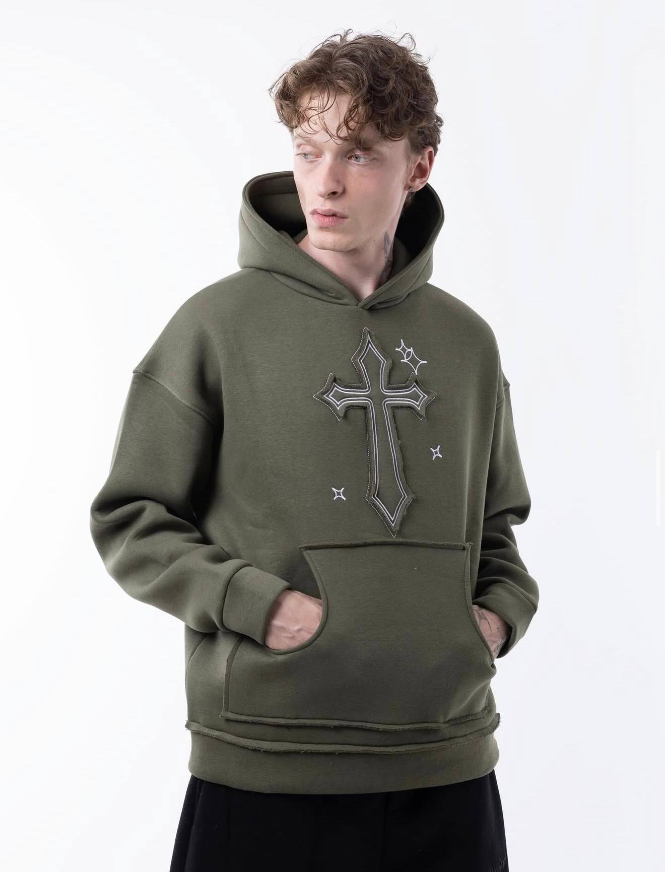 photo_2025-12-11_11-15-40 Мужское Утепленное Худи Хаки Свободного Кроя на Флисе с Нашивкой Крест