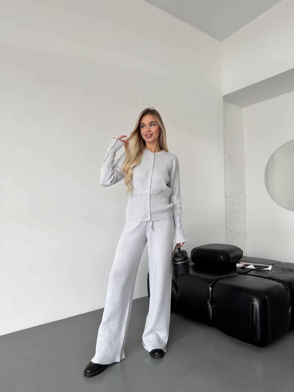 photo_2025-12-11_11-55-19 Женский Базовый Серый Костюм Трикотажный - Кофта на Кнопках + Штаны Свободного Кроя