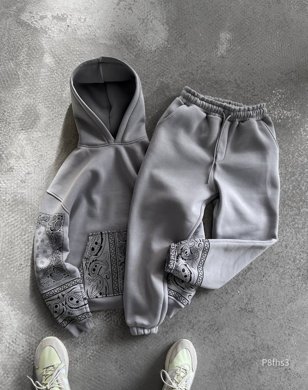 photo_2025-12-12_11-34-57 Мужской Серый Спортивный Костюм Худи Джоггеры с Принтами - Утепленный на Флисе