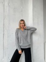 Женский Серый Свитер Оверсайз в Ромбах с Камушками Стразами