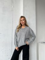 Женский Серый Свитер Оверсайз в Ромбах с Камушками Стразами