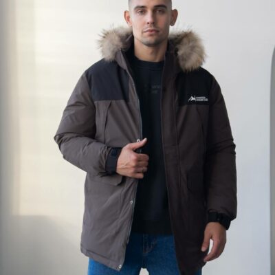 Мужская Зимняя Коричневая Куртка с Мехом на Капюшоне и Фиксаторами на Рукавах