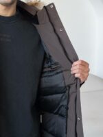 Мужская Зимняя Коричневая Куртка с Мехом на Капюшоне и Фиксаторами на Рукавах