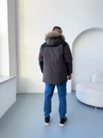 Мужская Зимняя Коричневая Куртка с Мехом на Капюшоне и Фиксаторами на Рукавах