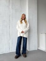 Женский Базовый Белый Свитер - Удлиненный Оверсайз