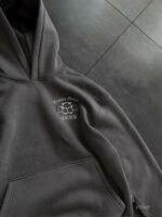 Мужское Темно-Серое Худи Оверсайз с Вышивкой на Спине - Утепленное на Флисе