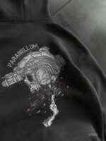 Мужское Темно-Серое Худи Оверсайз с Вышивкой на Спине - Утепленное на Флисе