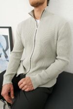 Мужской Базовый Серый Свитер в Рубчик на Молнии с Высокой Горловиной