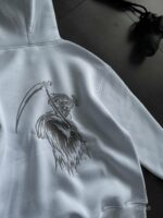 Мужское Утепленное Белое Худи на Флисе - Свободного Кроя с Вышивкой на Спине