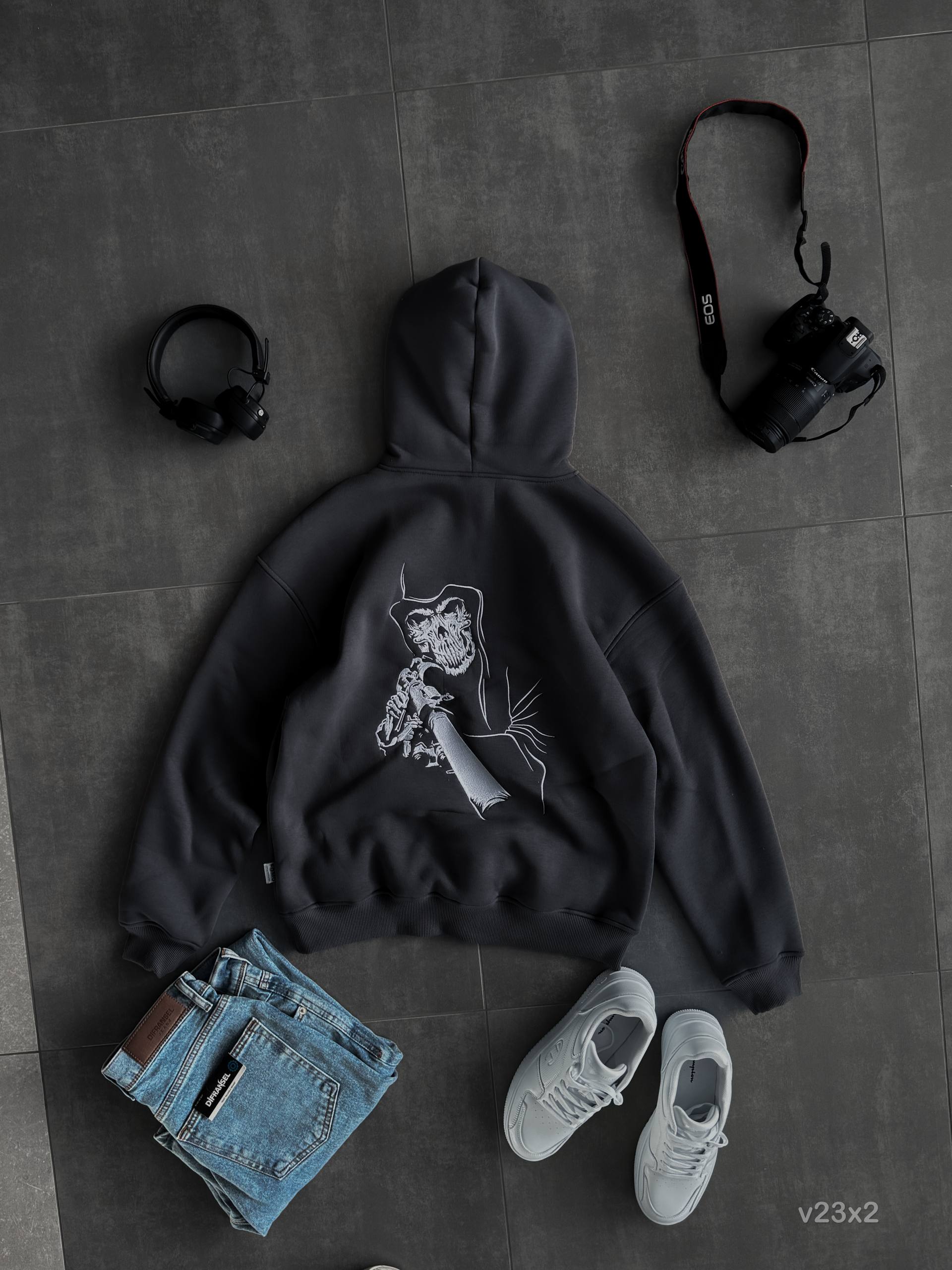 photo_2025-12-19_08-57-29 Мужское Графитовое Худи на Флисе с Вышивкой - Утепленное Свободного Кроя