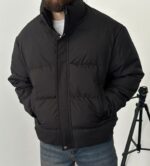 Мужская Зимняя Черная Оверсайз Куртка с Высоким Горлом на Молнии