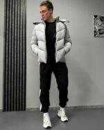 Мужская Демисезонная Серая Стеганая Куртка Пуховик с Высоким Горлом и Капюшоном