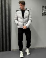 Мужская Демисезонная Серая Стеганая Куртка Пуховик с Высоким Горлом и Капюшоном