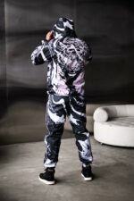 Мужской Черный Спортивный Костюм Плащевка в Принт Тигр (Анорак + Джоггеры)