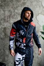 Мужской Черный Спортивный Костюм Плащевка в Принт Япония (Анорак + Джоггеры)