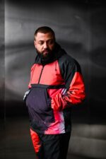 Мужской Черно-Красный Спортивный Костюм Плащевка с Принтом Закат Волна (Анорак + Джоггеры)