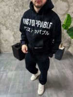 Мужской Графитовый Спортивный Костюм Варенка на Молнии с Принтом Надписью (На Флисе)