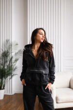 Женский Теплый Флисовый Черный Спортивный Костюм - Анорак с Капюшоном + Штаны Джоггеры