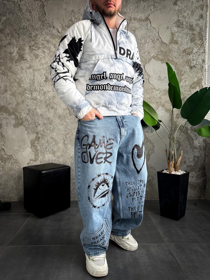 photo_2025-12-30_21-48-02 Мужской Белый Анорак Оверсайз Плащевка - Утепленный с Капюшоном в Принтах