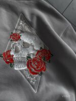 Мужское Серое Худи Утепленное на Флисе - Оверсайз с Вышивкой Череп в Розах