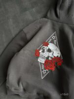 Мужское Темно-Серое Худи Утепленное на Флисе - Оверсайз с Вышивкой Череп в Розах