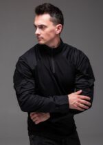 Мужская Тактическая Черная Кофта под Горло с Коротким Замком и Накладными Карманами на Рукавах