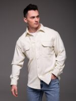 Мужская Базовая Молочная Вельветовая Рубашка Оверсайз с Накладными Карманами