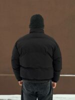 Мужская Черная Дутая Куртка на Зиму - Теплая с Высокой Горловиной