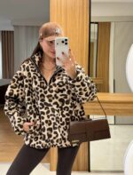 Женский Теплый Леопардовый Свитер Оверсайз - Флисовый Батник под Горло с Коротким Замком