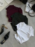 Женская Базовая Бордовая Футболка с Короткими Рукавами