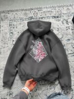 Мужское Темно-Серое Худи Трехнитка Свободного Кроя с Вышивкой Девушки