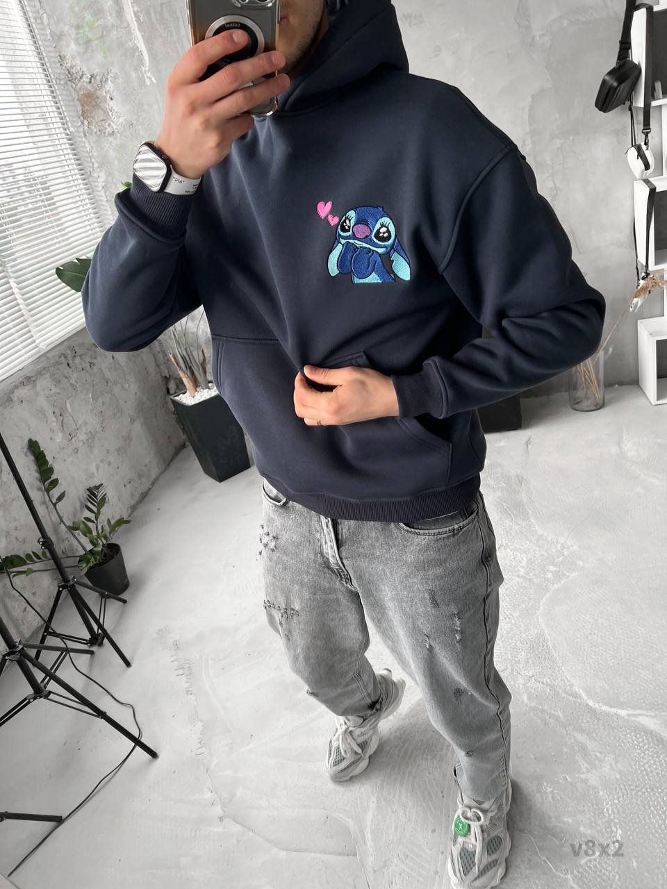 photo_2026-01-17_11-13-28 Женское Графитовое Худи Оверсайз с Вышивкой Стич - Утепленное на Флисе