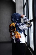 Женский Утепленный Темно-Синий Анорак в Принт с Мишкой