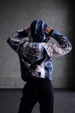 Женский Утепленный Темно-Синий Анорак в Принт с Птицей на Спине