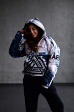 Женский Утепленный Темно-Синий Анорак в Принт с Птицей на Спине