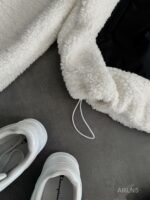 Мужская Плюшевая Молочная Кофта Барашек на Молнии с Капюшоном и Вставкой из Плащевки