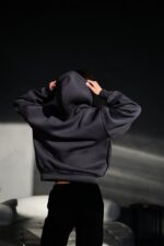 Женское Базовое Графитовое Худи Оверсайз с Утеплением на Флисе