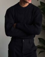 Мужской Теплый Черный Свитер Оверсайз с Круглым Вырезом Горловины