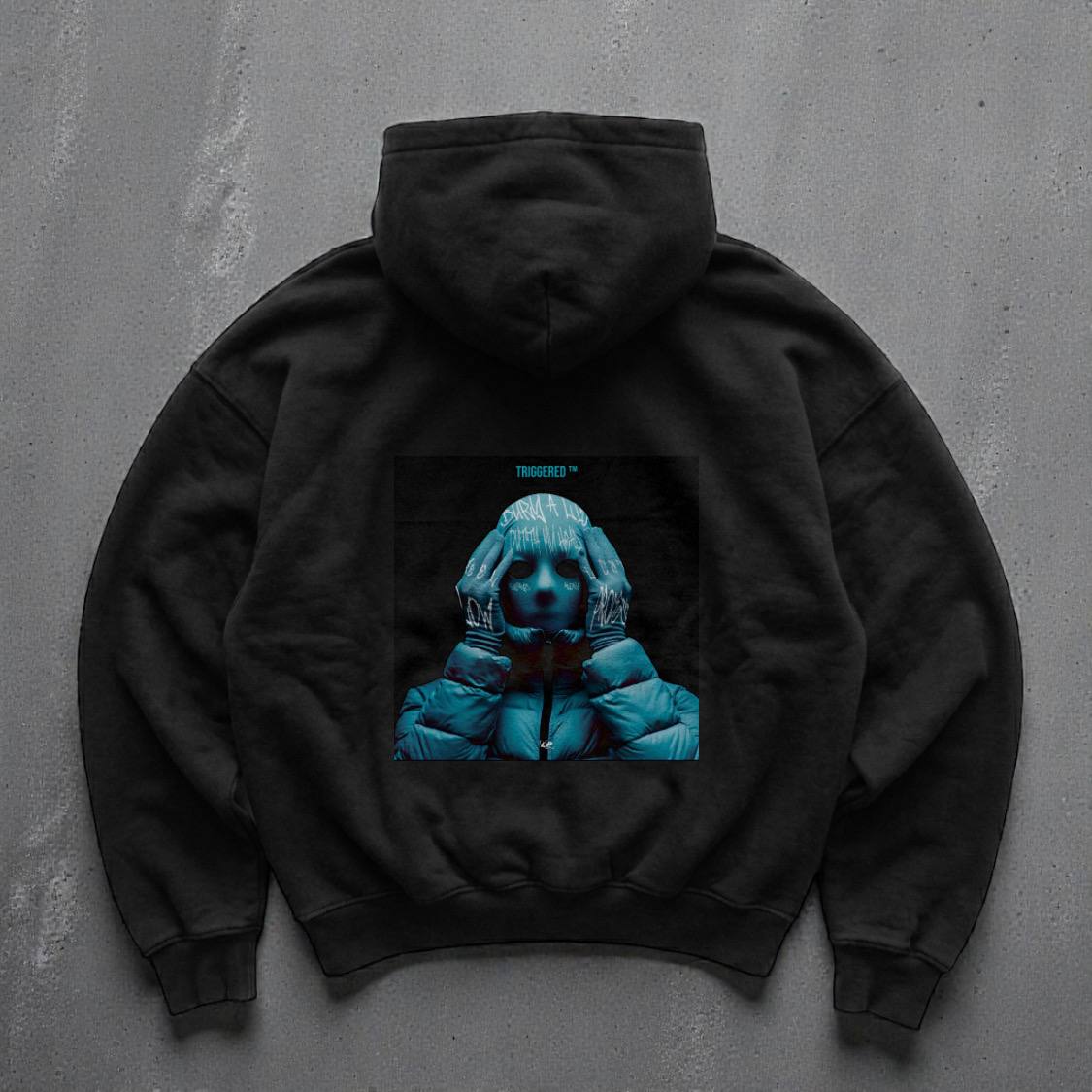photo_2026-01-25_10-19-22 Мужское Черное Худи Оверсайз - Трехнитка c Принтом "Triggered" на Спине