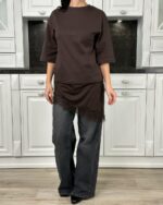 Женская Удлиненная Коричневая Футболка с Кружевной Обробкой по Низу